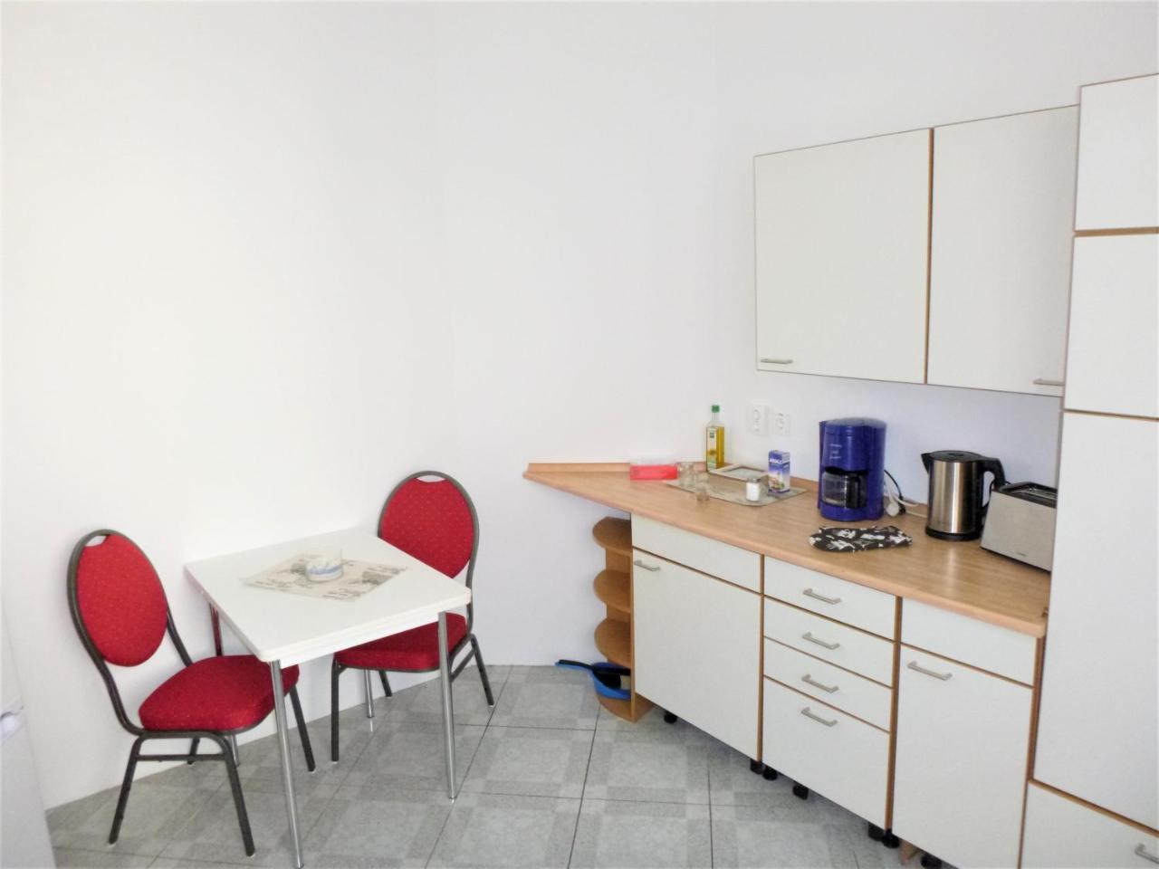 Homestay Nuernberg Экстерьер фото