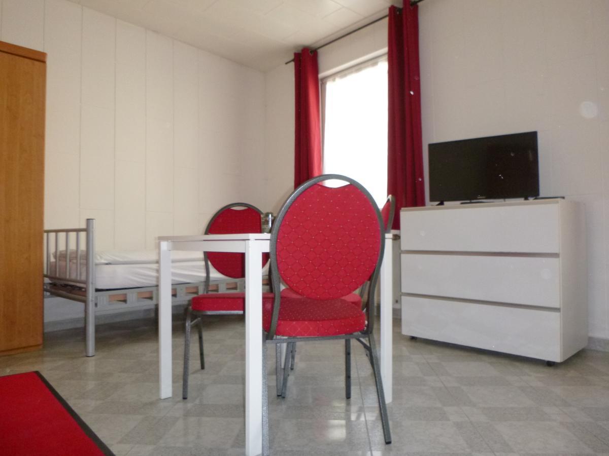 Homestay Nuernberg Экстерьер фото