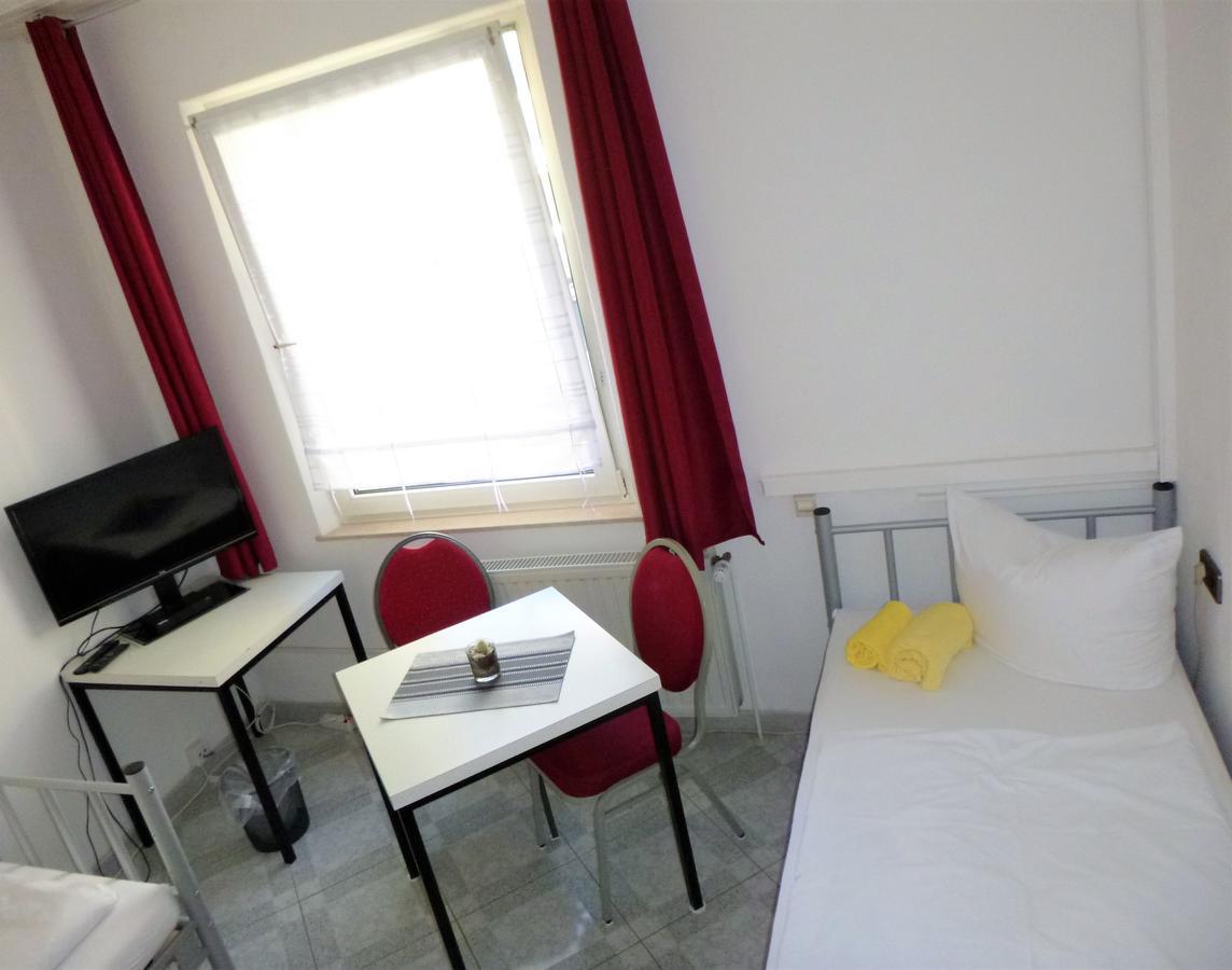 Homestay Nuernberg Экстерьер фото
