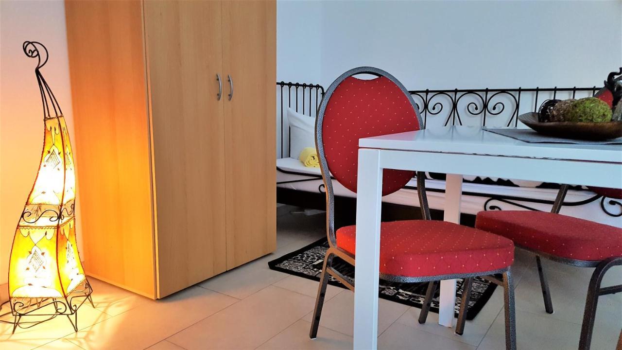 Homestay Nuernberg Экстерьер фото